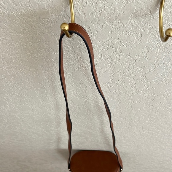 EXPRESS Bucket Purse - Picture 3 of 9